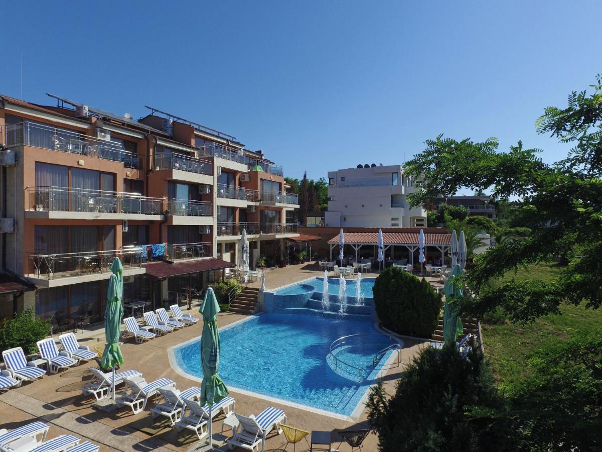 Семеен Хотел Golden Place Sozopol Exterior foto