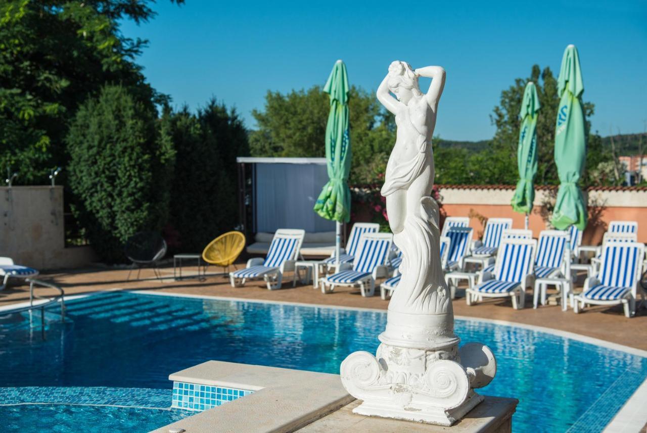 Семеен Хотел Golden Place Sozopol Exterior foto