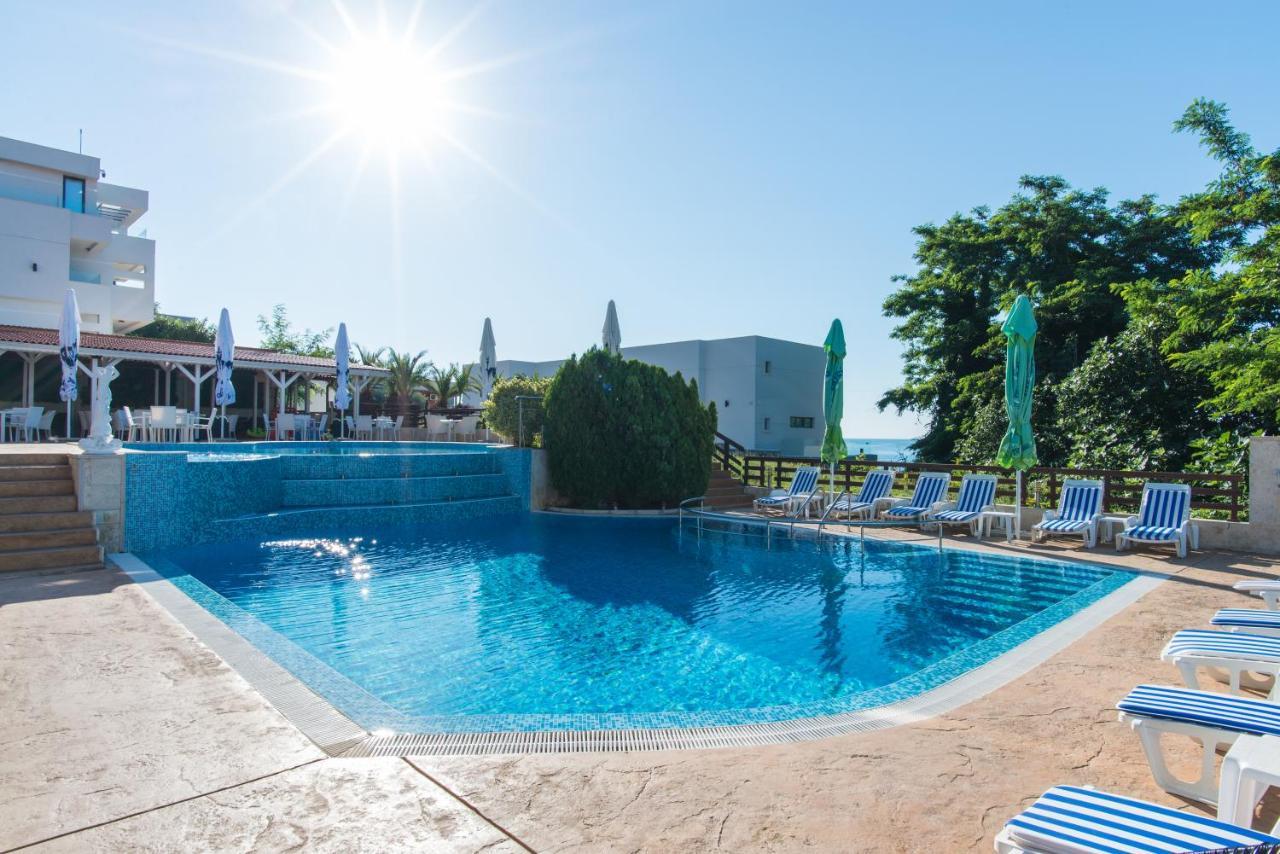 Семеен Хотел Golden Place Sozopol Exterior foto