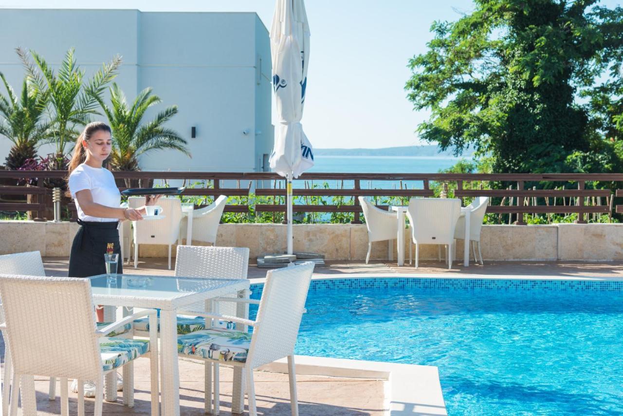 Семеен Хотел Golden Place Sozopol Exterior foto