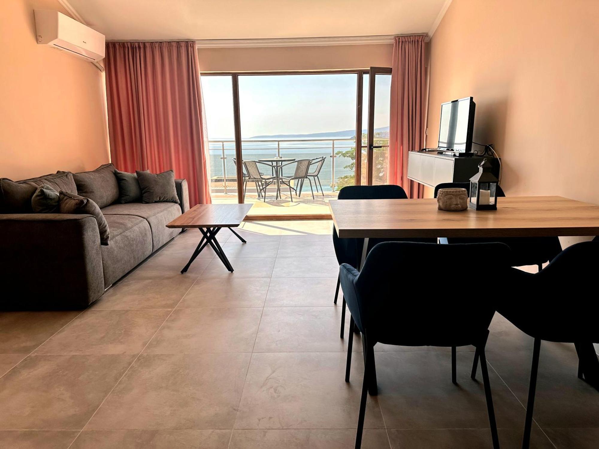 Семеен Хотел Golden Place Sozopol Exterior foto